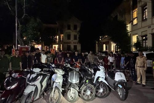 Hàng trăm thanh, thiếu niên, học sinh Nghệ An bị xử lý vì vi phạm giao thông