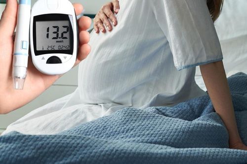 Sản phụ mắc đái tháo đường bỏ tái khám, gần ngày sinh phát hiện thai lưu