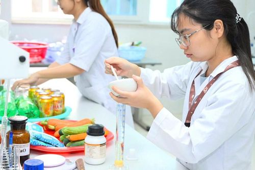 17 cơ sở đào tạo khối ngành sức khỏe đạt chuẩn chất lượng giáo dục
