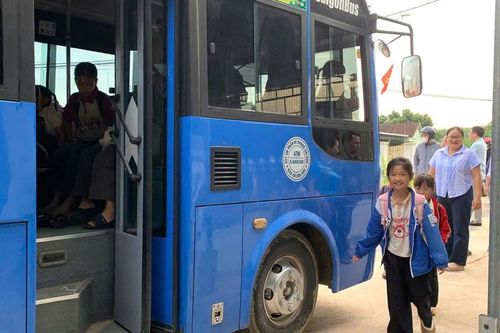 Vụ hàng trăm học sinh nghỉ học: Phụ huynh nhận sai khi ngăn con đến trường