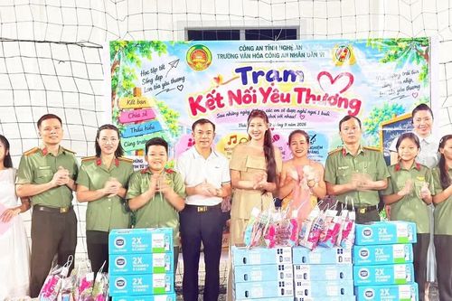 Ghi ở ngôi nhà chung đem cơ hội đổi đời