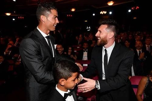 Ronaldo có động thái bất ngờ gửi tới Messi