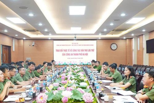 Chia sẻ kinh nghiệm chuyển đổi số trong công tác văn thư, lưu trữ với Học viện Kỹ thuật và Công nghệ an ninh