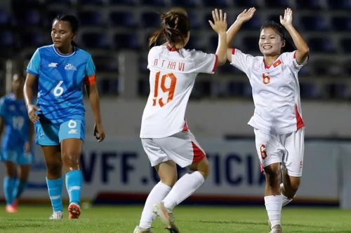 U17 nữ Việt Nam thắng 20-0, vươn lên dẫn đầu bảng D