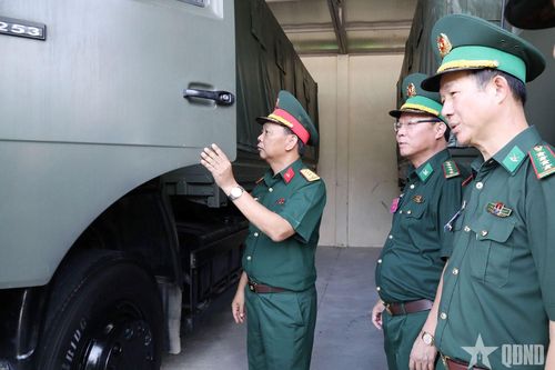 Thi đua xây dựng đơn vị vận tải 'chính quy, an toàn, hiệu quả'