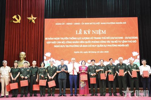 Phường Nghĩa Đô kỷ niệm 80 năm Ngày truyền thống LLVT Thủ đô Hà Nội