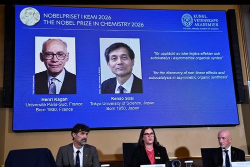 Nobel Hóa học 2026 vinh danh hai nhà khoa học Pháp và Nhật Bản