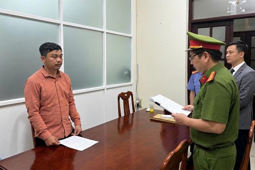 'Con bạc' làm liều