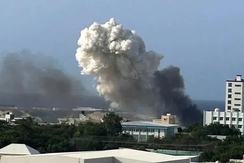 Houthi tấn công các sân bay ở Saudi Arabia, ít nhất 3 người thiệt mạng