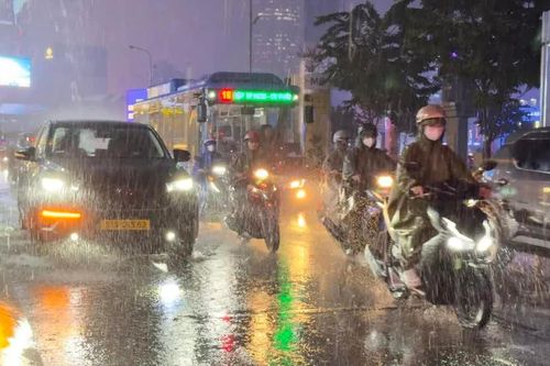 Chiều tối nay, TPHCM và Nam bộ tiếp tục có mưa dông