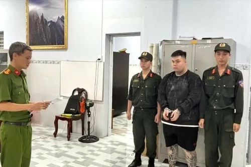 Bắt tạm giam nghi phạm bắn người cho vay tiền bằng đạn cao su
