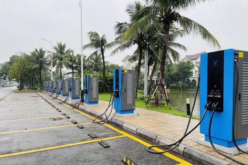 Vì sao hãng xe điện Trung Quốc ít đầu tư trạm sạc ở Việt Nam?