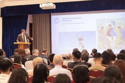 'Danh thiếp văn hóa': Cầu nối mới cho hợp tác văn hóa và giáo dục Việt Nam - Nga