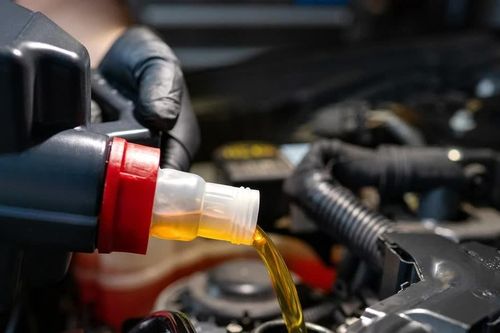 Dầu động cơ hybrid khác gì so với dầu động cơ thường?