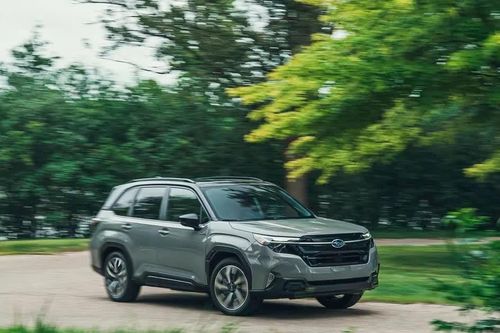 Subaru Forester Hybrid tiếp tục 'nhá hàng', dự kiến sớm ra mắt thị trường Việt Nam