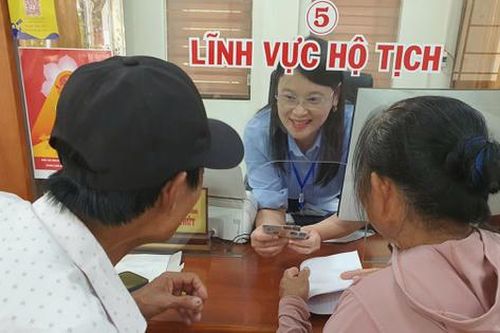 Gỡ vướng cơ chế để Tổ công nghệ số cộng đồng phát huy hiệu quả - Bài 2: Khi 'hạt nhân' công nghệ số 'bám rễ' bản làng