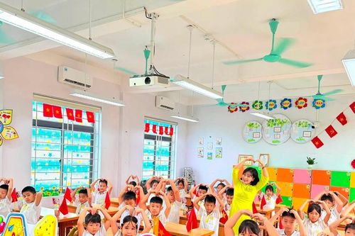 Phó Thủ tướng yêu cầu tháo gỡ vướng mắc về đất đai, thuế và tín dụng để thúc đẩy xã hội hóa giáo dục