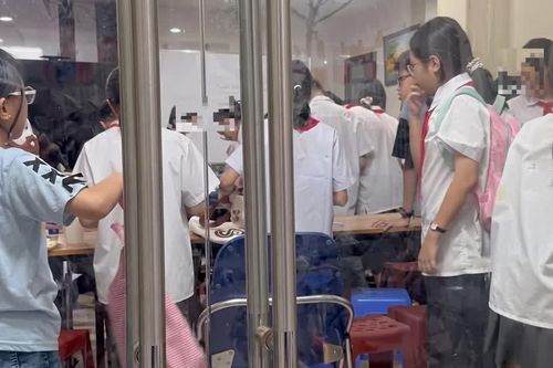 Biến tướng dạy thêm học thêm
