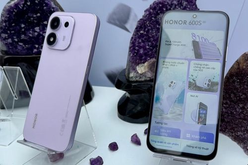 Bộ đôi smartphone pin 'khủng' 8.000 mAh cùng ra mắt tại Việt Nam