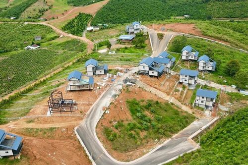 Đất nền Lâm Đồng sôi động, bất động sản nghỉ dưỡng đìu hiu