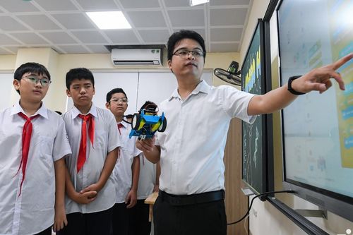 Bộ GD-ĐT: Không bắt buộc có phòng STEM riêng, không mua sắm thiết bị đồng loạt