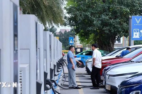 Jaguar ra mắt xe điện Type 01 tái định vị thương hiệu phân khúc xe sang cao cấp