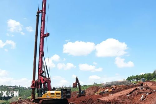 Mở rộng cao tốc Bảo Lộc-Liên Khương lên 24,75m