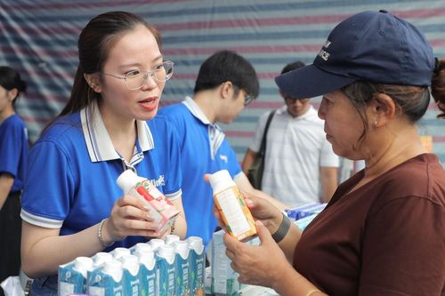 Nâng cao năng lực cạnh tranh và đưa hàng Việt đi xa hơn