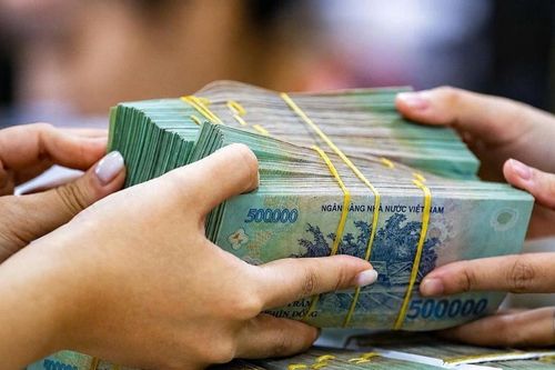 Lãi suất bước vào mặt bằng mới, tín dụng vẫn mạnh mẽ bứt tốc