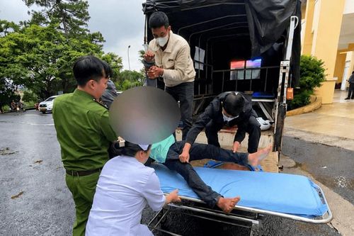 Kịp thời đưa người đàn ông co giật đi cấp cứu