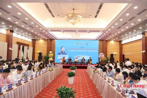 Ngành Thuế đồng hành cùng doanh nghiệp hướng tới tăng trưởng hai con số