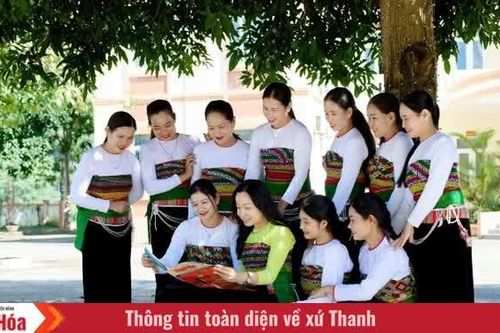 Giữ sắc Mường trong trang phục truyền thống