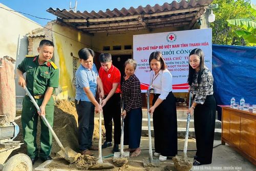 Khởi công xây dựng “Nhà chữ thập đỏ” tại xã Quảng Ninh