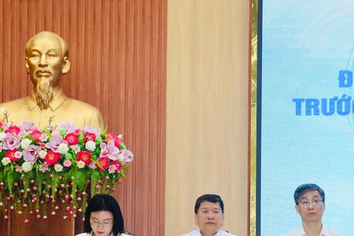 Đoàn đại biểu Quốc hội thành phố Đà Nẵng tiếp xúc cử tri xã Xuân Phú
