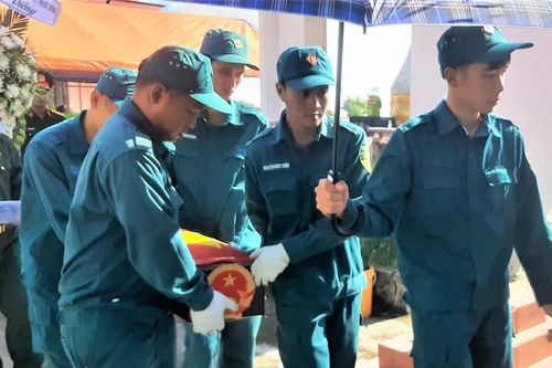 Xã Tuy Phước Đông tổ chức trọng thể lễ truy điệu, an táng hài cốt liệt sĩ