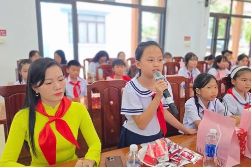 Trẻ em phường Thống Nhất đề xuất thêm sân chơi, học bơi và bảo đảm an toàn trên mạng