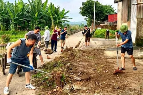 Phường Yên Bái ra quân cao điểm chấn chỉnh vệ sinh môi trường, trật tự đô thị