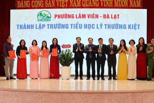 Lâm Viên - Đà Lạt xây dựng Đảng gắn với phát triển đô thị