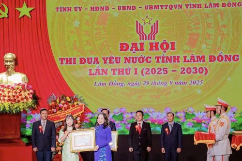 Không ngừng học để học trò tiến xa hơn