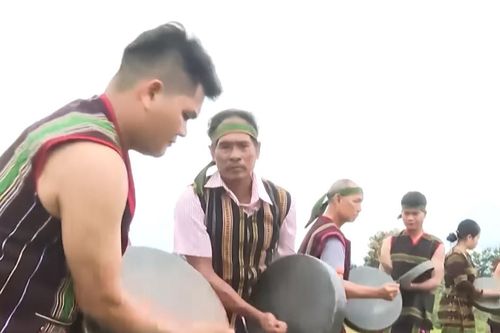 Tập 4: Âm vang đại ngàn
