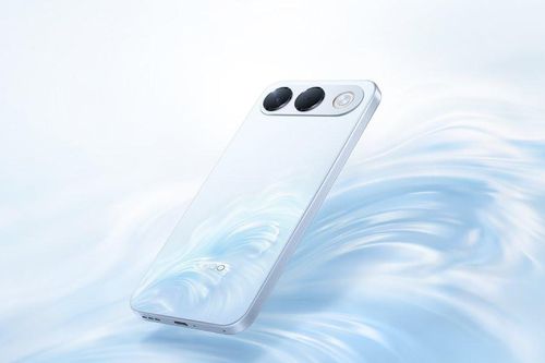OPPO A7 Pro 5G ra mắt tại Việt Nam: Pin 8.000 mAh, camera 50MP và chuẩn IP69K