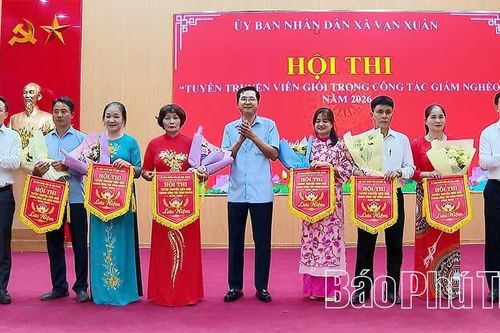 Hội thi “Tuyên truyền viên giỏi trong công tác giảm nghèo”