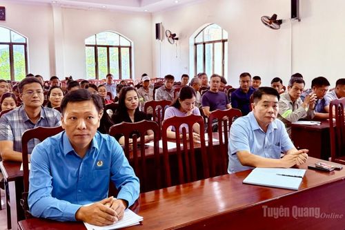 Nâng cao kỹ năng số, hiểu rõ quyền lợi người lao động