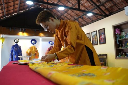 Đưa văn hóa Huế vào thời trang