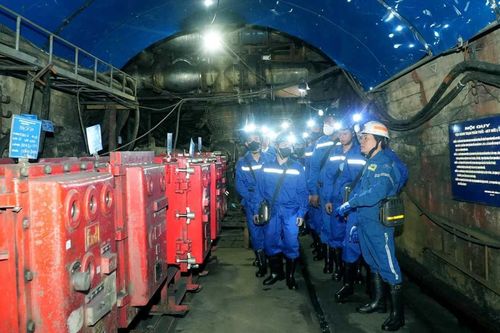 Hợp nhất Quy chuẩn kỹ thuật quốc gia về thuốc nổ nhũ tương an toàn dùng cho mỏ hầm lò có khí nổ