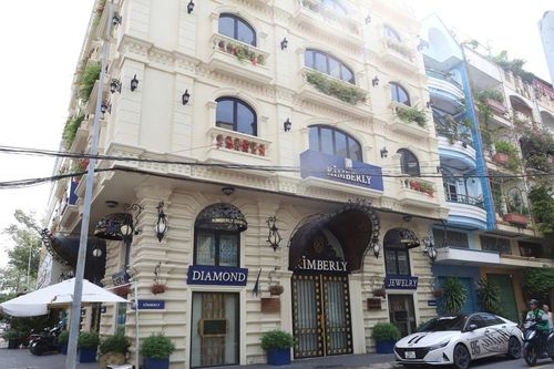 Kimberly Diamond tạm ngừng kinh doanh, Cần Thơ kiểm tra 23 vụ kinh doanh vàng trang sức