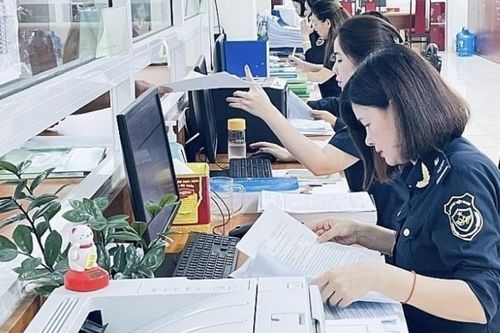Hải quan tháo gỡ vướng mắc tờ khai phi thuế quan chưa xác nhận qua giám sát