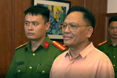 Bầu Đoan trúng đấu giá đất 255 tỷ đồng, cựu Phó chủ tịch tỉnh Thanh Hóa nhận 200.000 USD