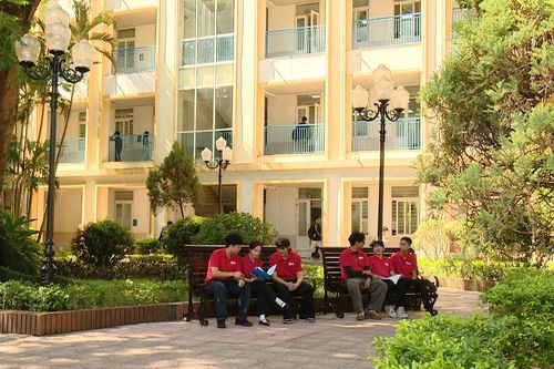 Khi ngành học phải theo kịp thị trường