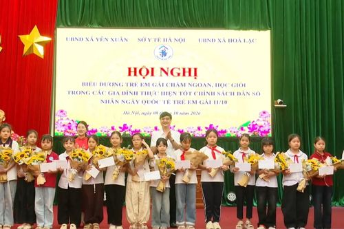 Hà Nội biểu dương 100 trẻ em gái chăm ngoan học giỏi
